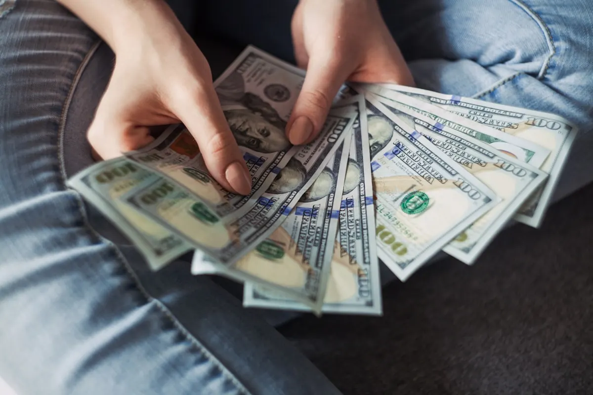 Ilustrasi cashback mingguan